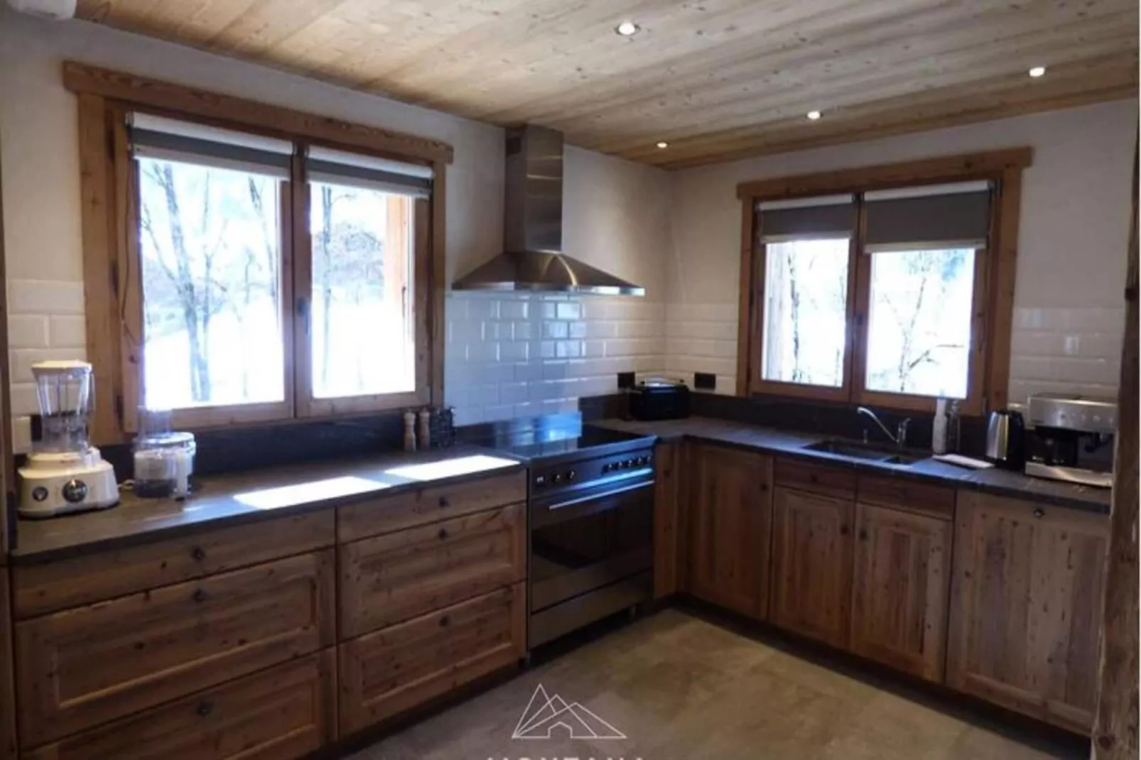 Chalet Rayjeanne-Buitenkant zomer