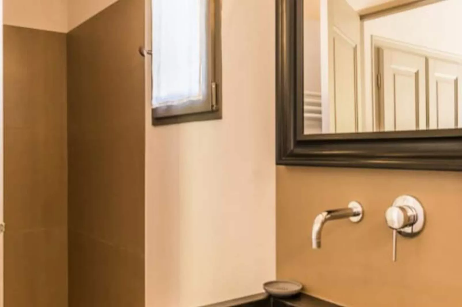 Bastide Blanche : Votre &eacute;vasion En Provence-Image-tags.