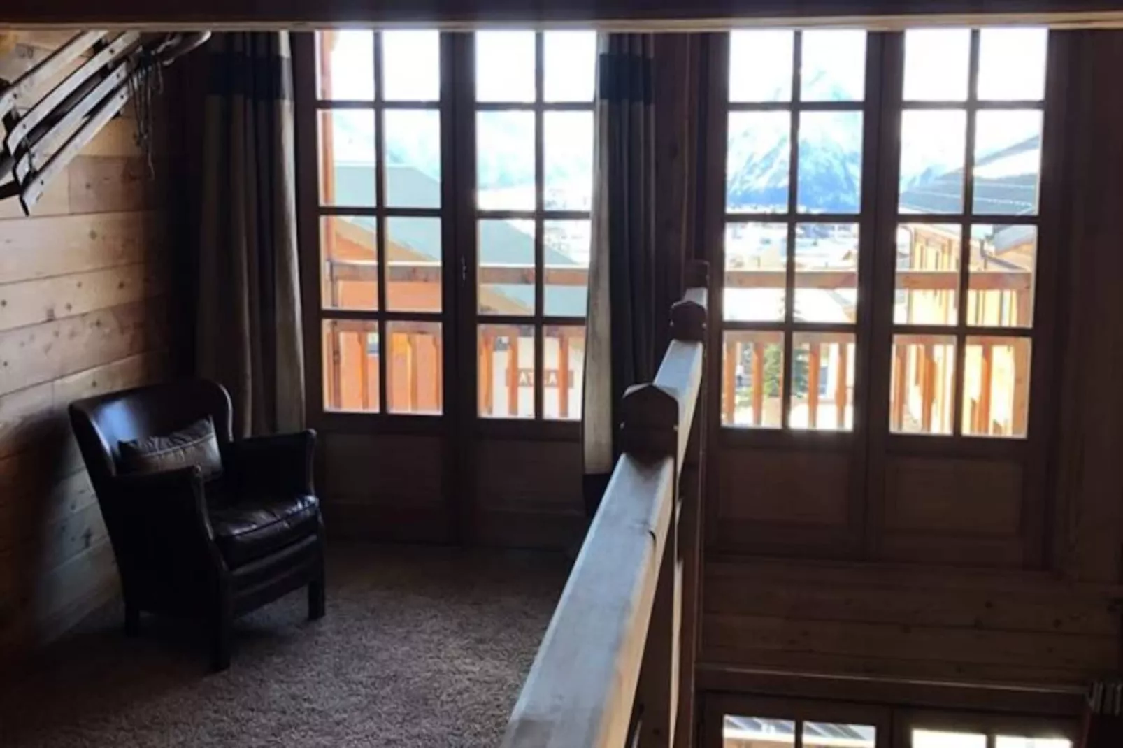 Chalet Pic Bayle-Image-tags.