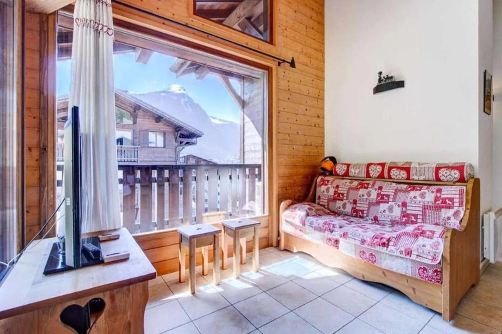 Résidence Les Cesaries - Buitenkant zomer