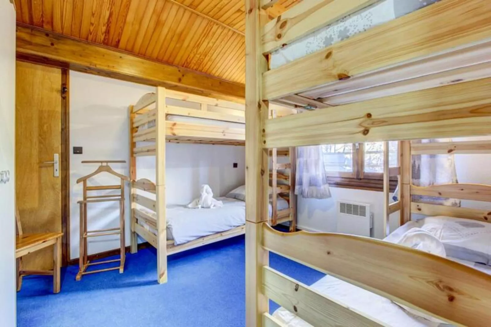 Résidence L'outo-Buitenkant zomer