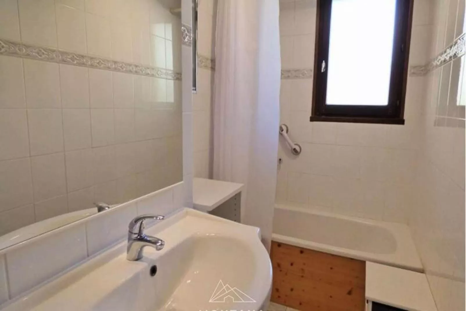 Résidence Les Ecrins-Badkamer