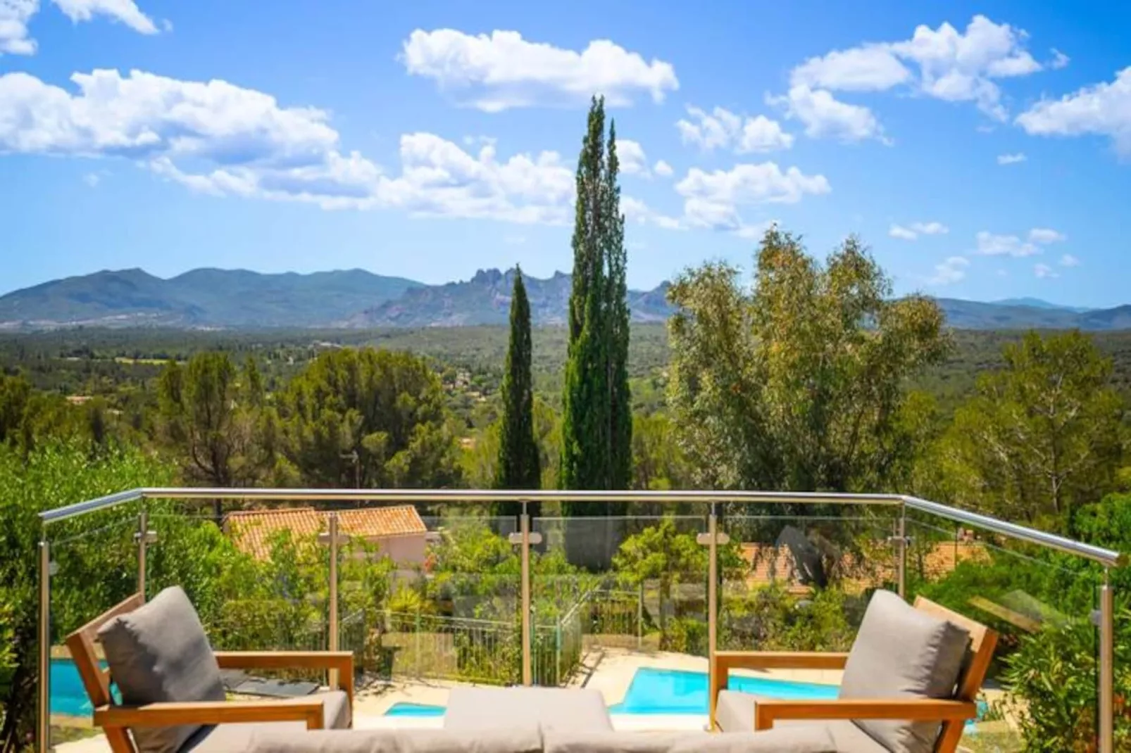 Villa 10 Pers Piscine Priv&eacute;e Pr&egrave;s De Saint-tropez-Image-tags.