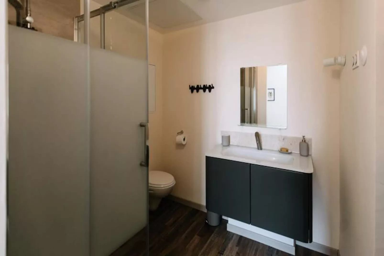 Appartement Lumineux Avec Piscine Et Spa-Image-tags.