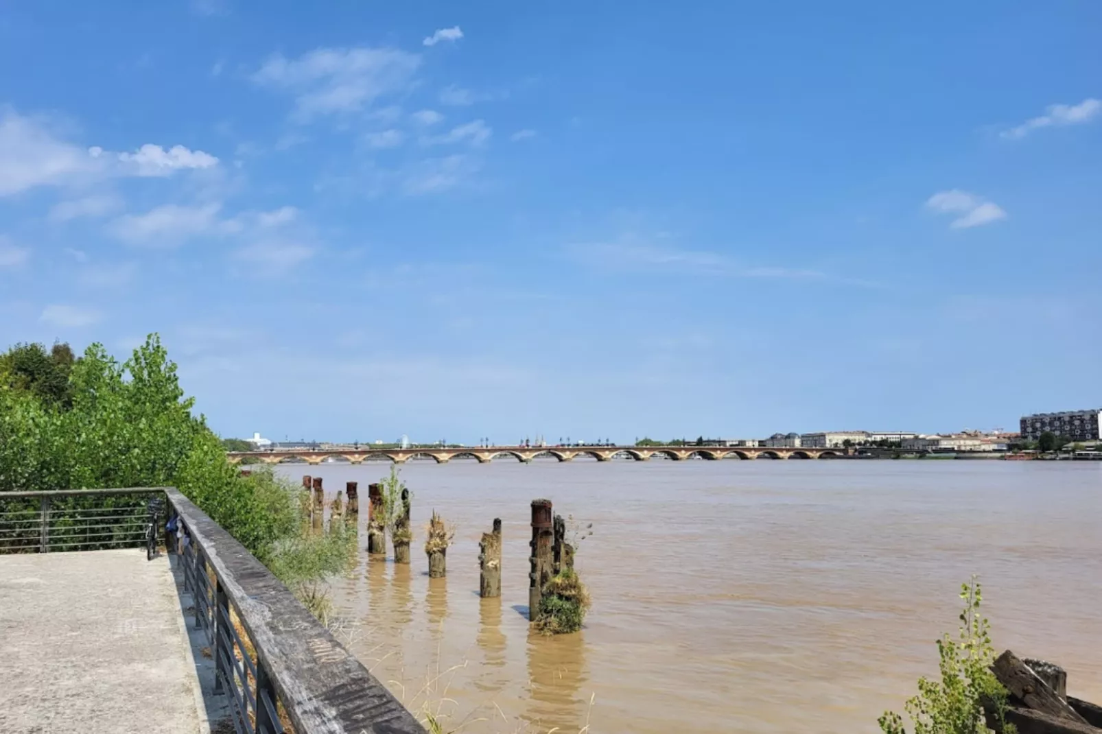 Appartement Lumineux &agrave La Pierre Bordelaise Plein Centre Pour 4 Personnes-Gebieden zomer 5km