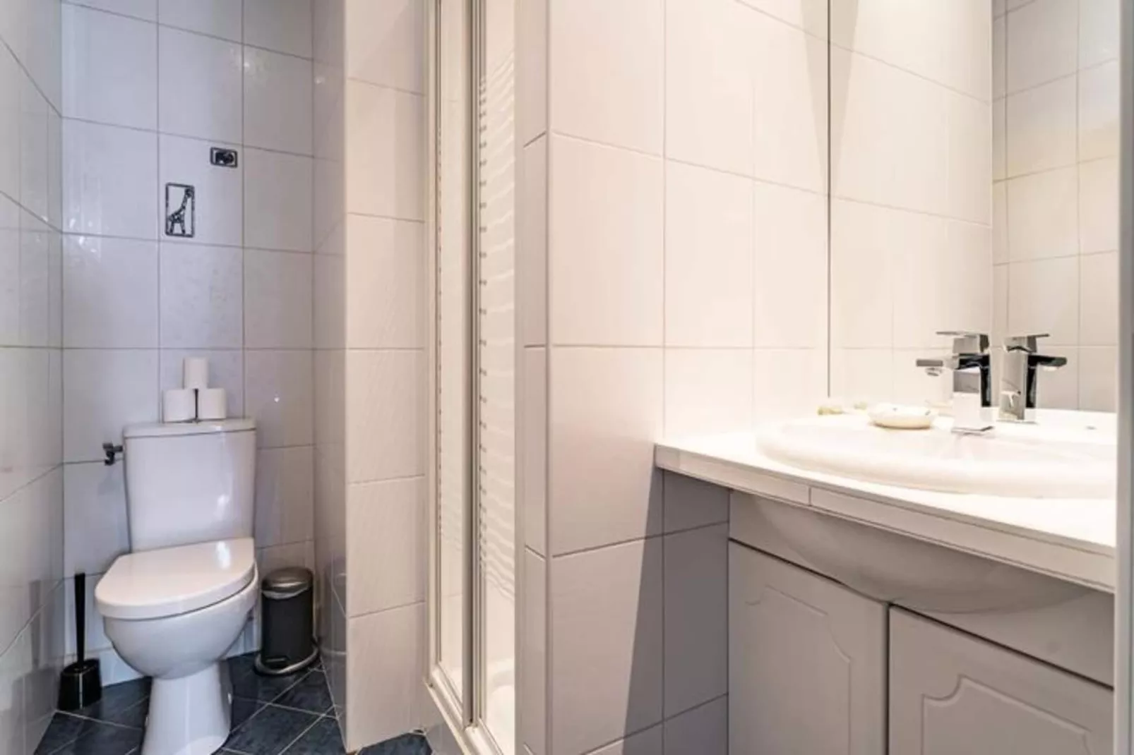 &eacute;l&eacute;gant Appartement Au C&oelig;ur Du Quartier Historique Saint-michel-Woonkamer