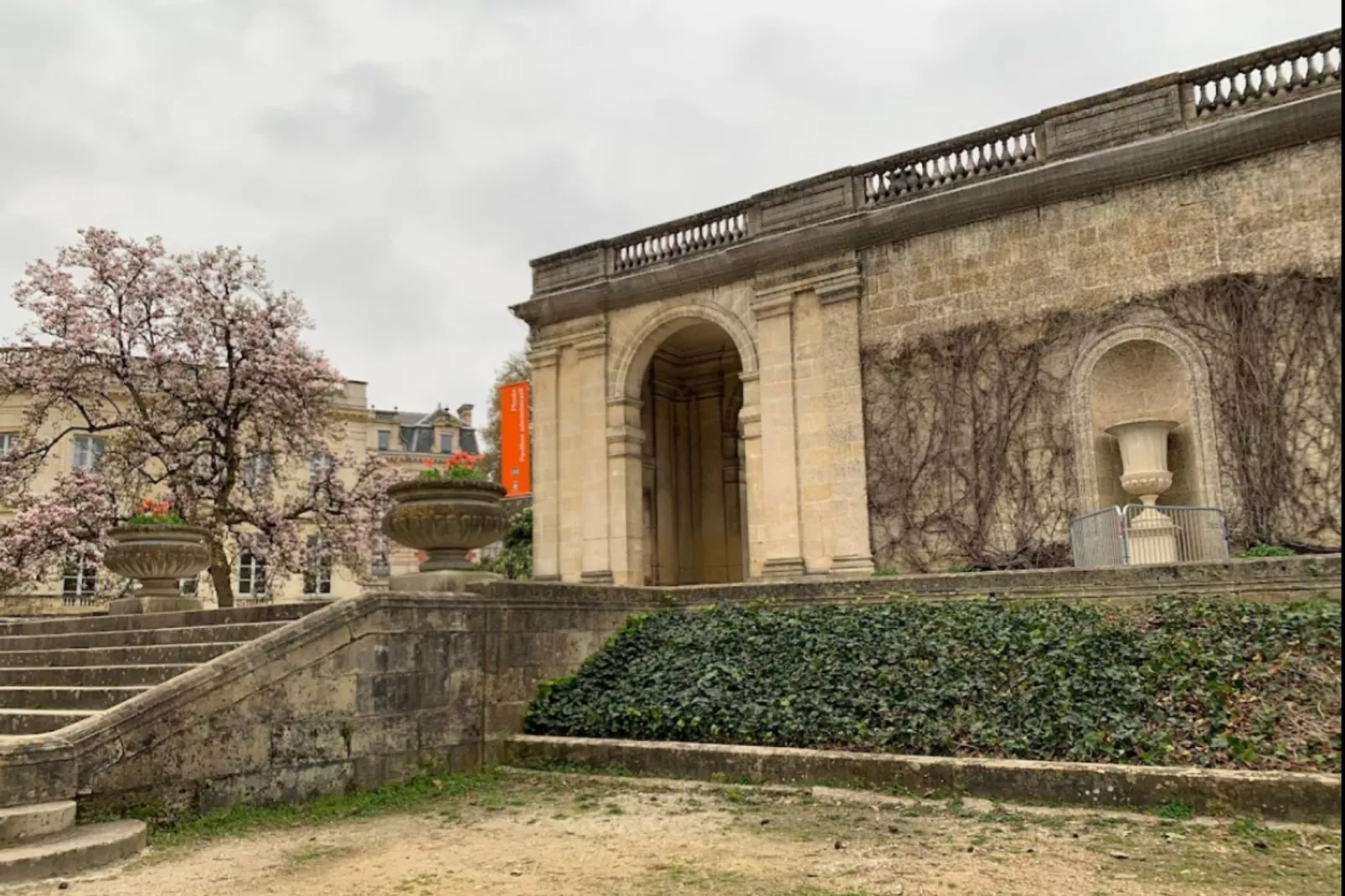 Appartement De Haut Standing Pour 6 Situ&eacute; Au Coeur Du Centre Historique-Gebieden zomer 5km