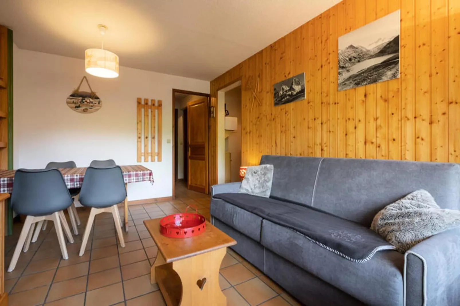 Résidence Domanial B-Buitenkant zomer