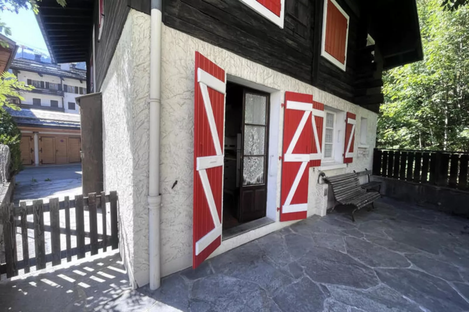 Chalets à La Clusaz-Buitenkant zomer