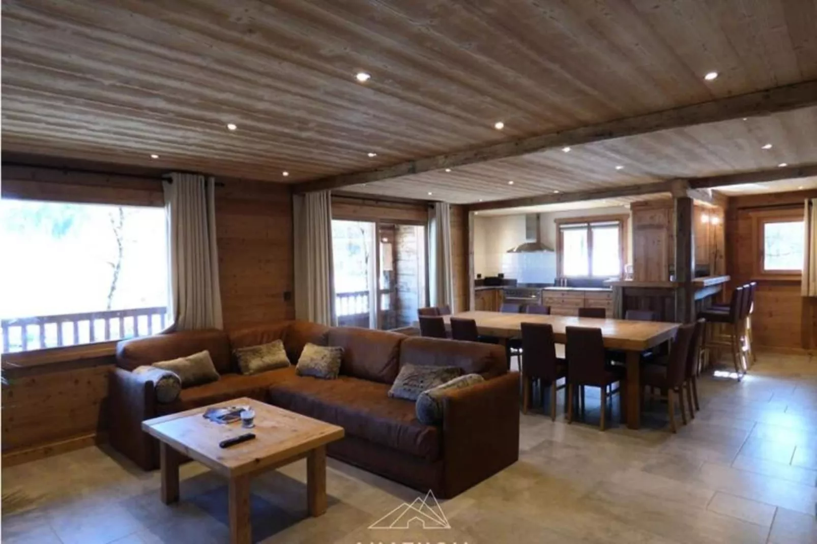 Chalet Rayjeanne-Buitenkant zomer