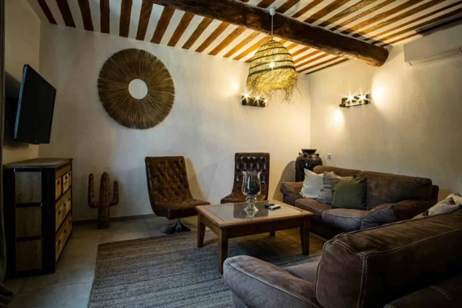 Mas Sylvie - Isle-sur-la-sorgue-Image-tags.