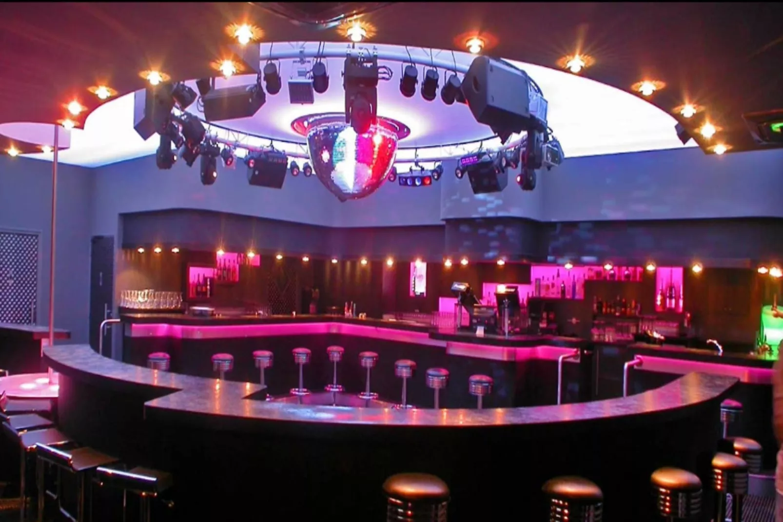 Résidence Domanial B-Buitenkant zomer