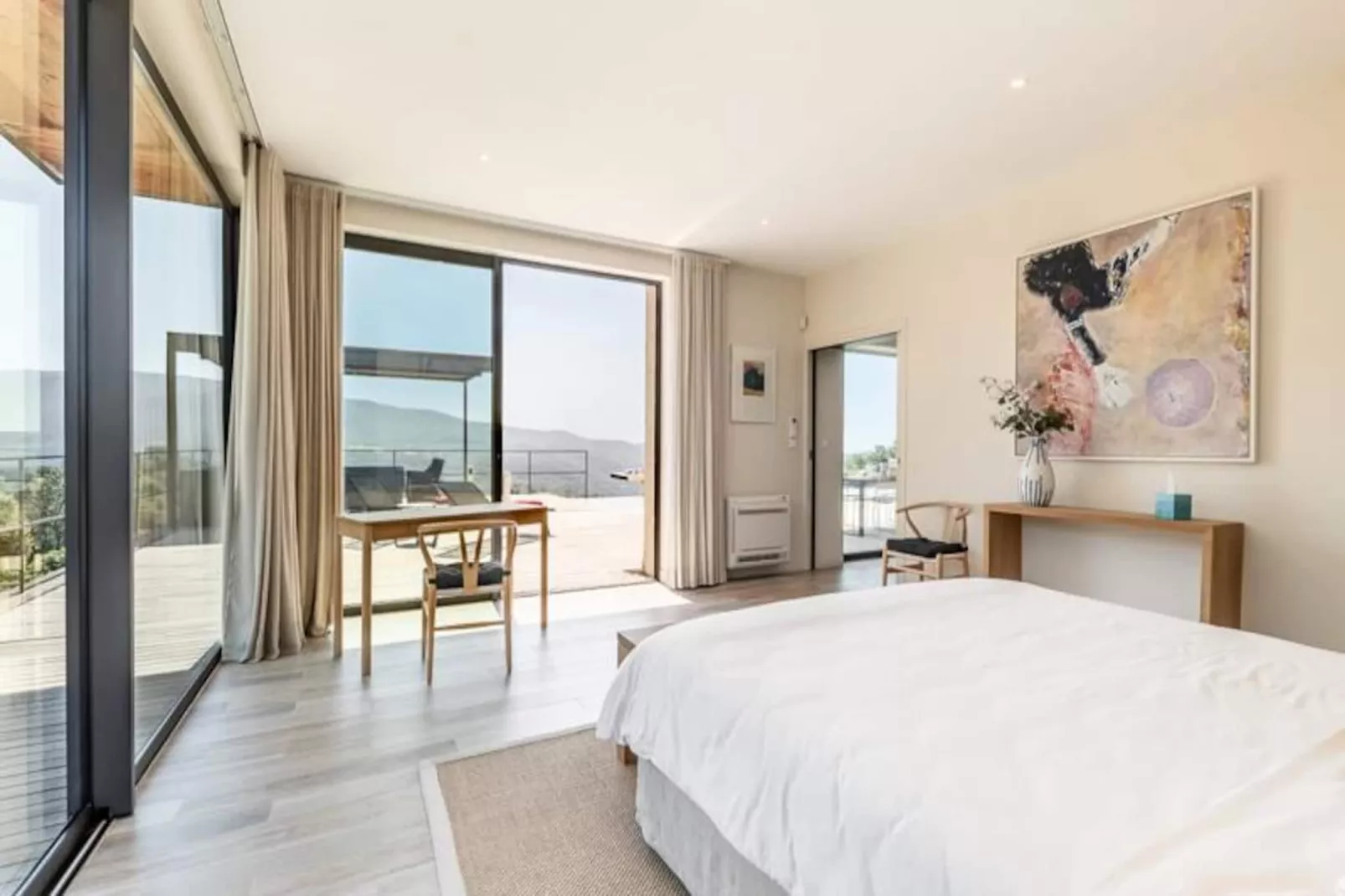 Villa Mirage Luxe Et S&eacute;r&eacute;nit&eacute;-Image-tags.