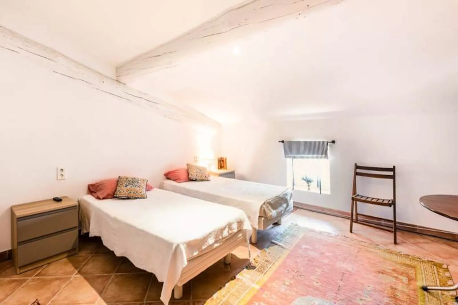 Maison De Famille En Provence-Image-tags.