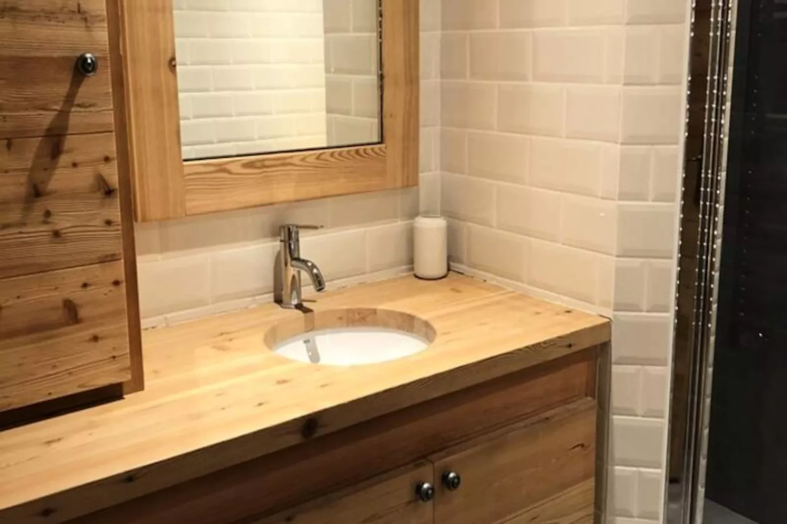 Chalet Pic Bayle-Image-tags.