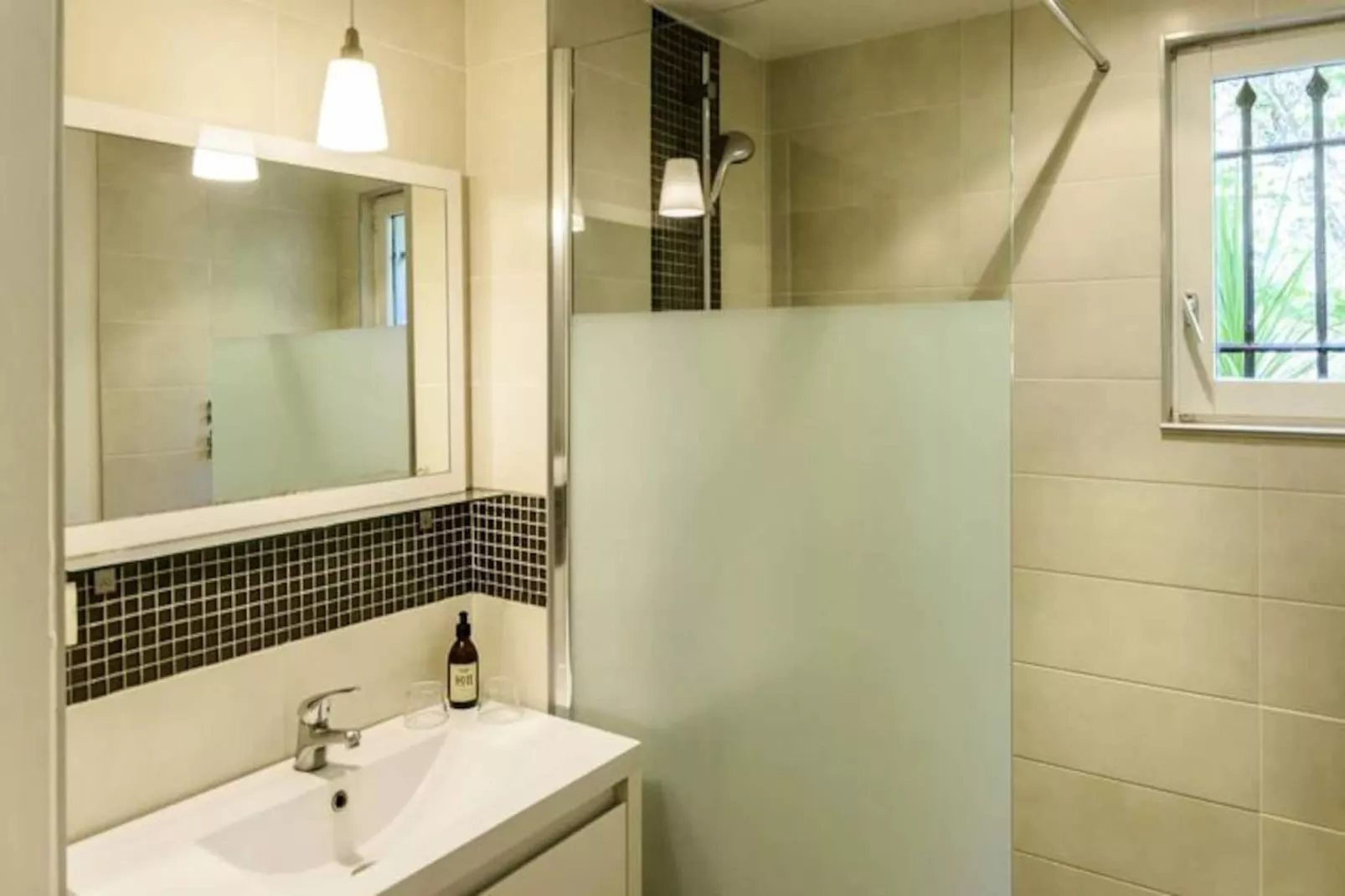 Bastide Dou Pastre Family Friendly House-Image-tags.