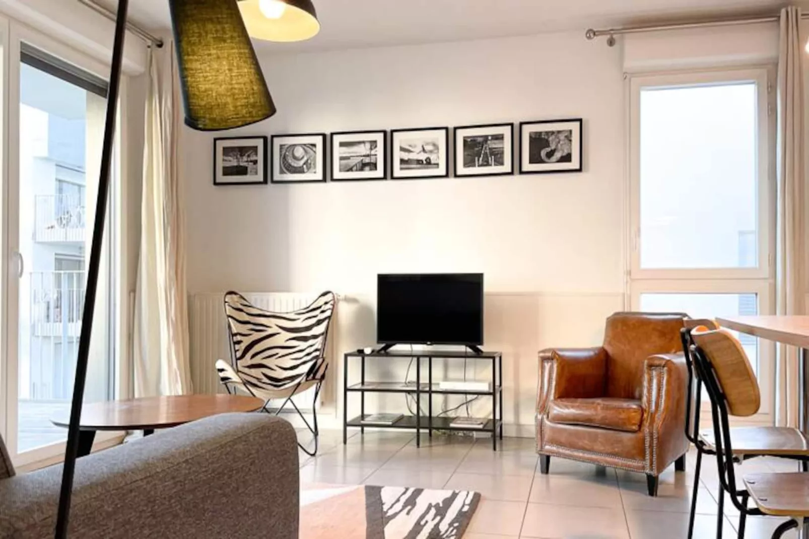 Appartement Rayonnant Et Moderne Tr&egrave;s Bien Situ&eacute;, Proche De La Cit&eacute; Du Vin-Image-tags.