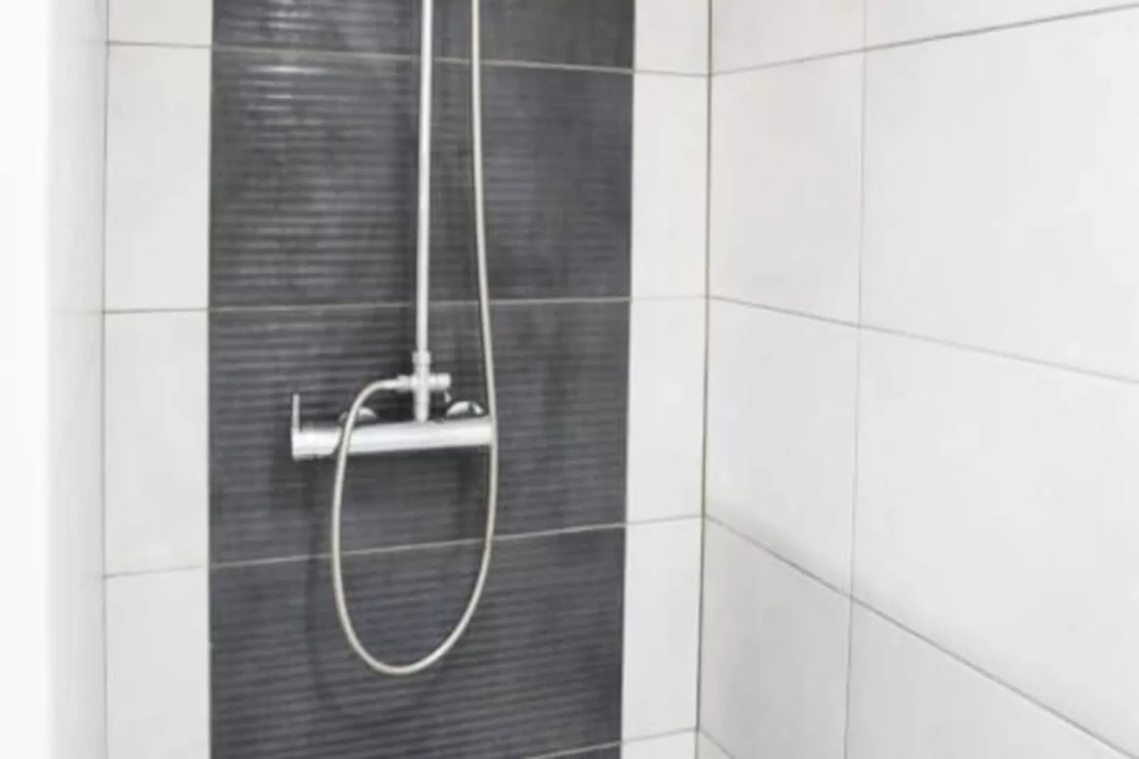 Villa Sea Side-Image-tags.