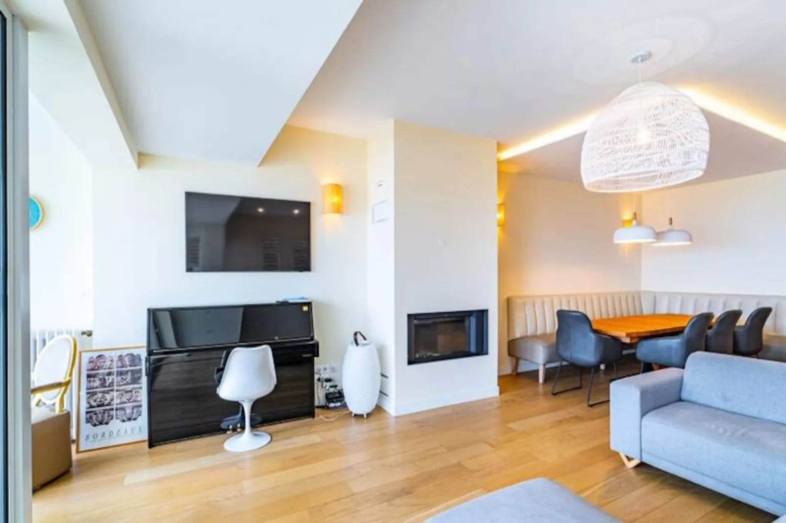 Somptueuse Demeure Arcachonnaise De Caract&egrave;re Avec Acc&egrave;s Direct &agrave; La Plage-Image-tags.