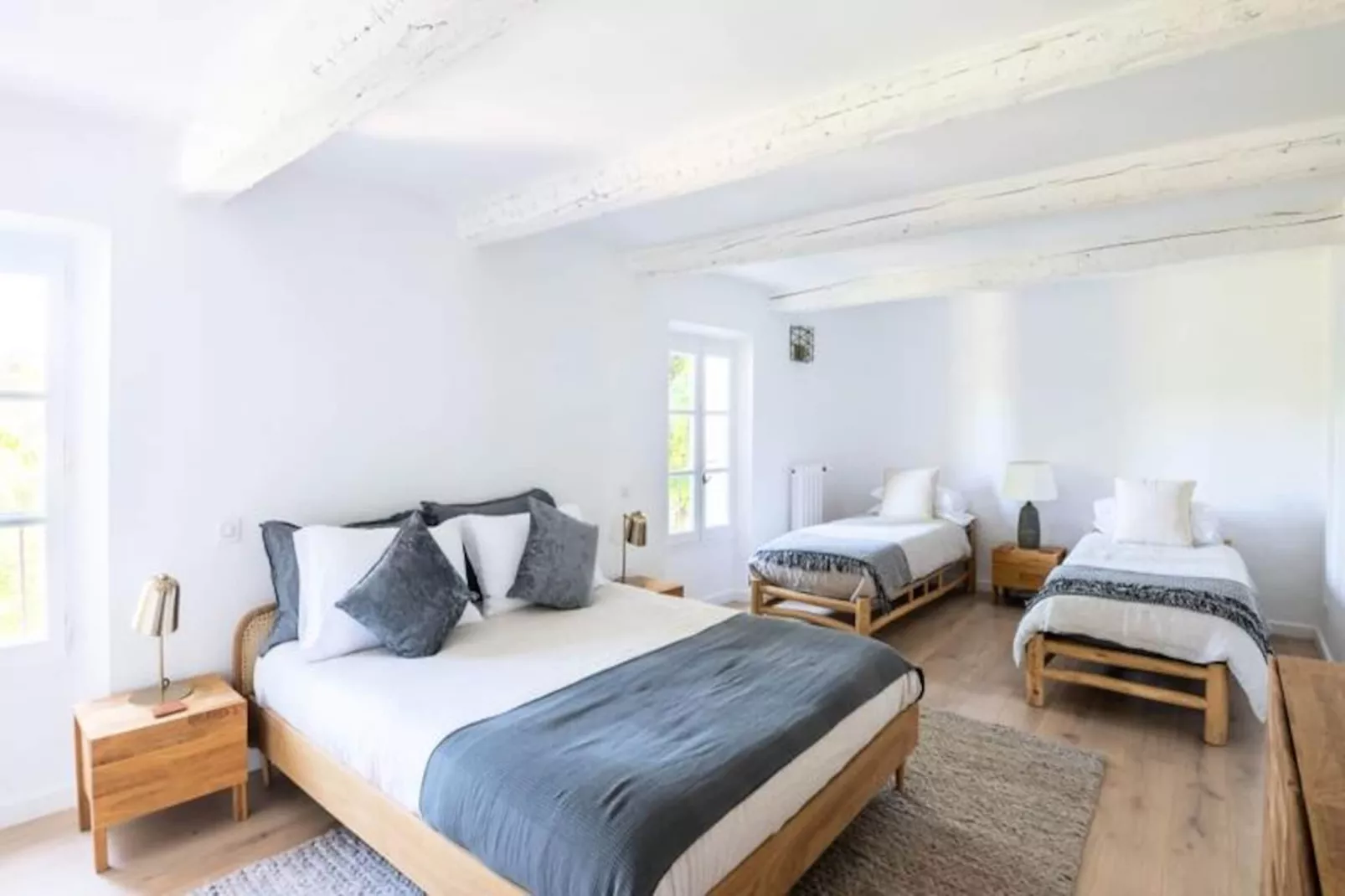 Villa Les Saffres, Somptueux Mas &agrave; Malaucene-Image-tags.