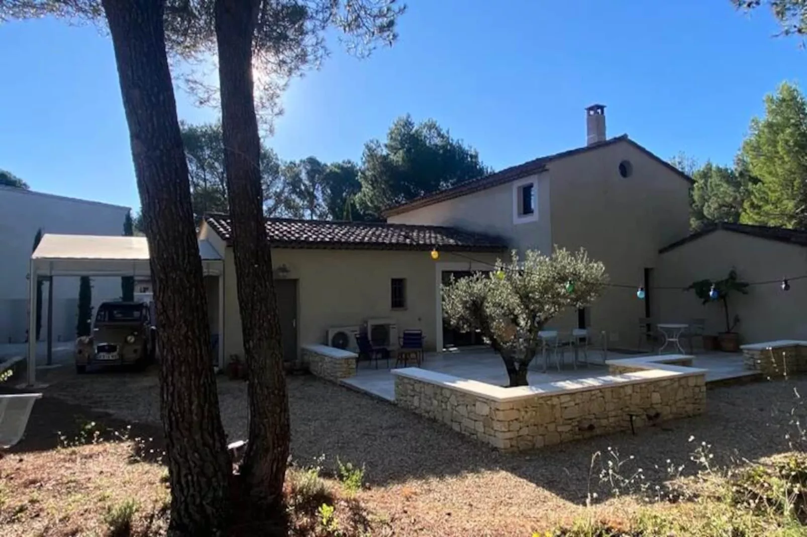 Bastide Blanche : Votre &eacute;vasion En Provence-Image-tags.