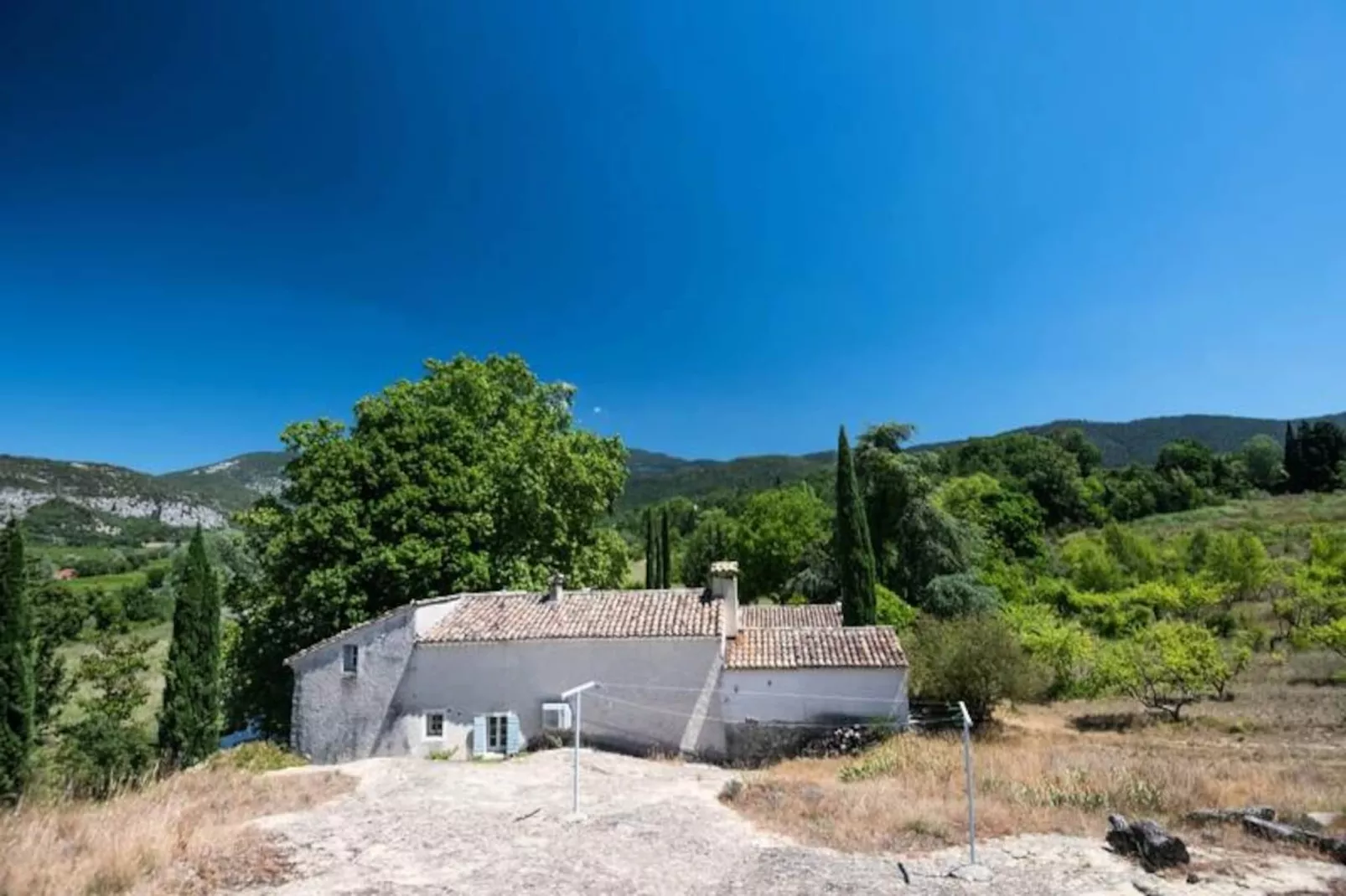 Villa Les Saffres, Somptueux Mas &agrave; Malaucene-Image-tags.