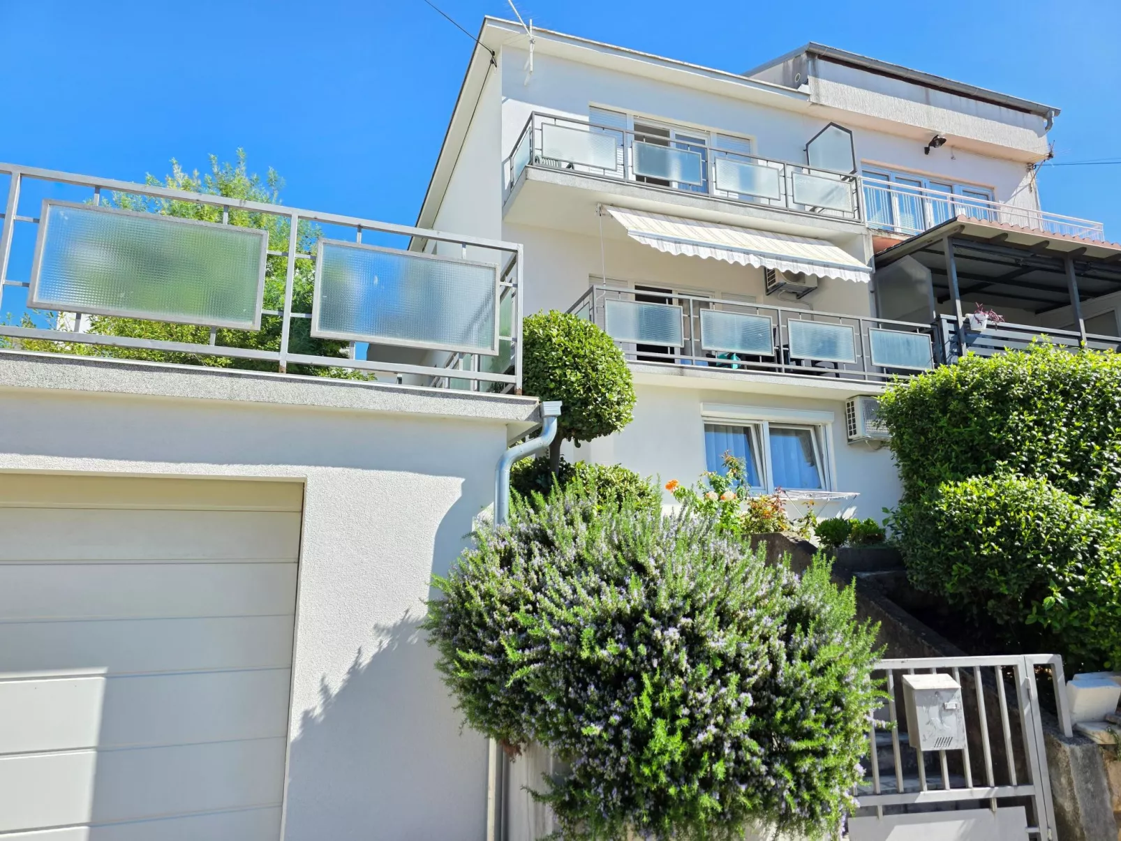 Wohnung in Crikvenica mit Terrasse