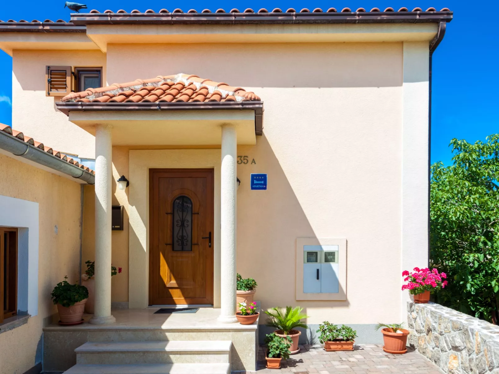 In der Nähe des Meeres, schöne und moderne Wohnung