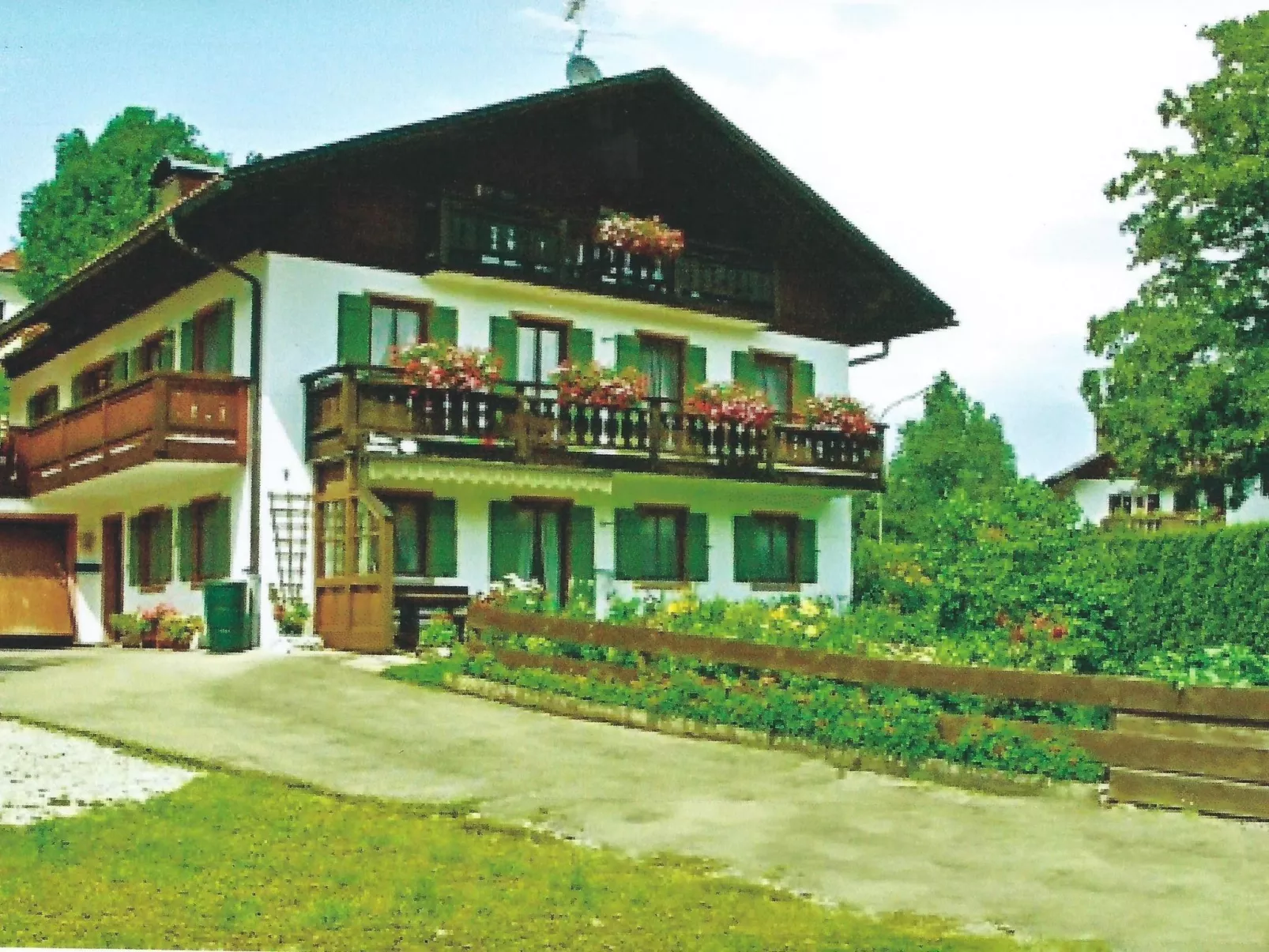 Dachgeschosswohnung mit toller Aussicht vom Balkon