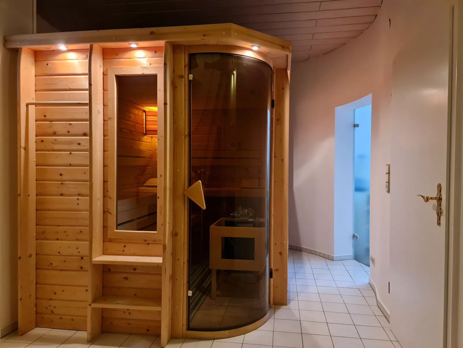 Doppelappartement Privater Zugang zur Sauna und Garten