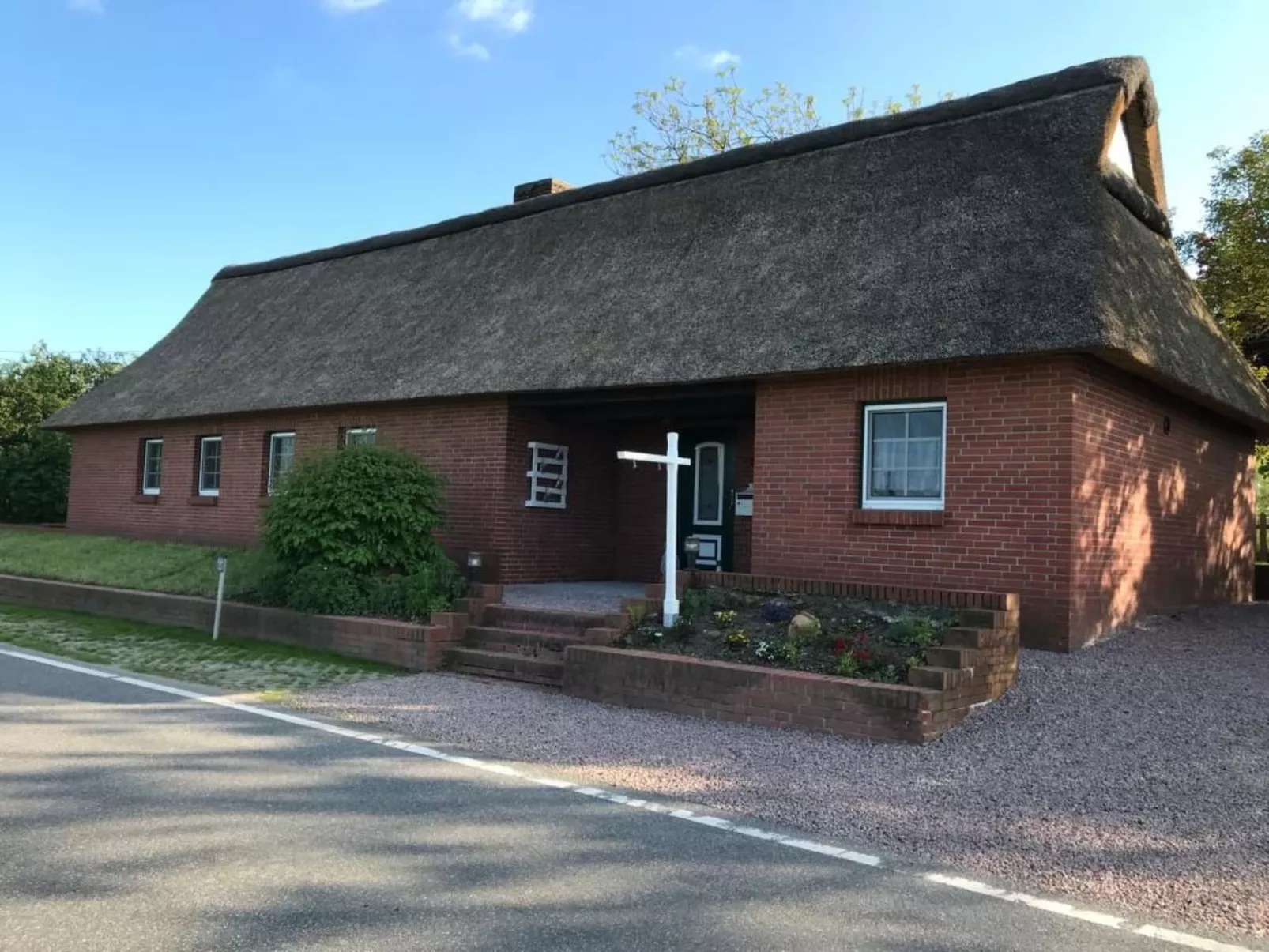 Gemütliches Reetdachhaus in Schleswig-Holstein