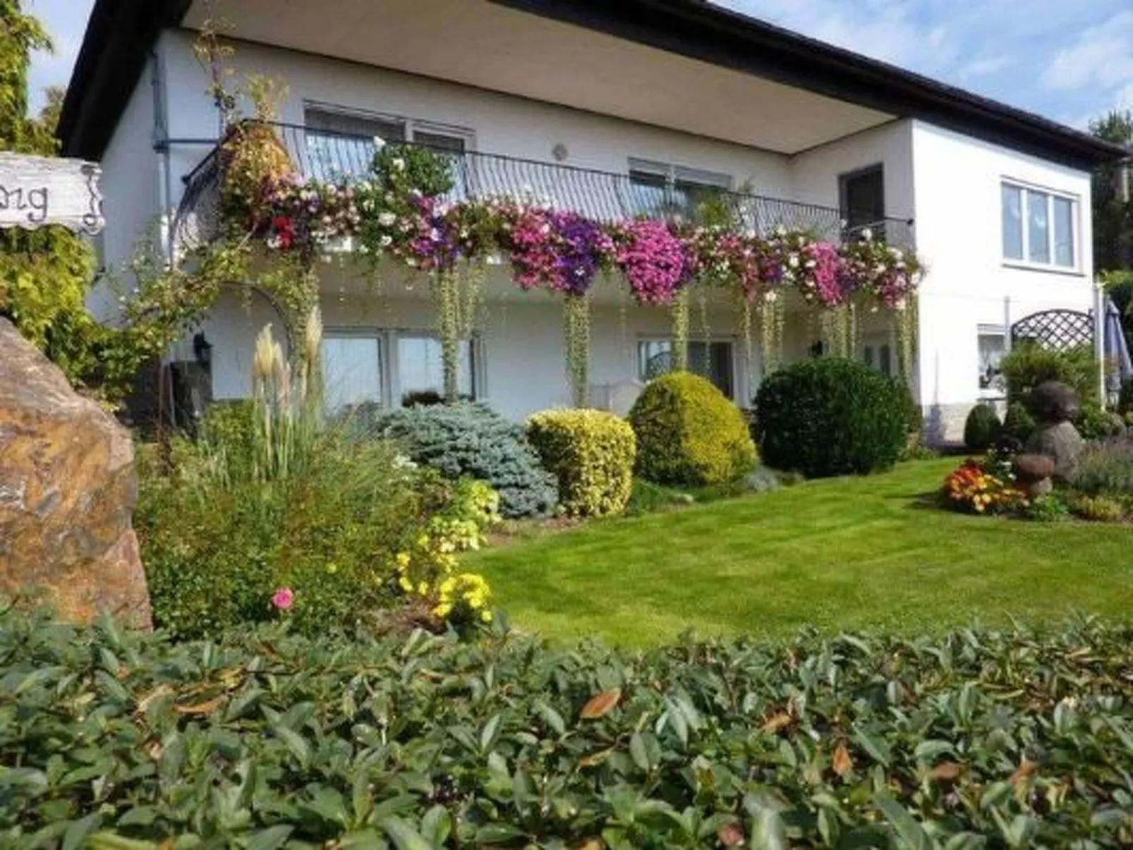 Appartement mit Terrasse, Garten und Grill