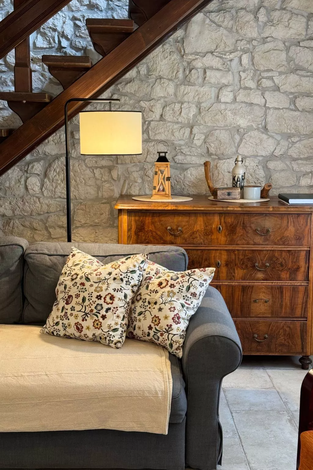 Ferienvilla mit Garten, Grill und Terrasse