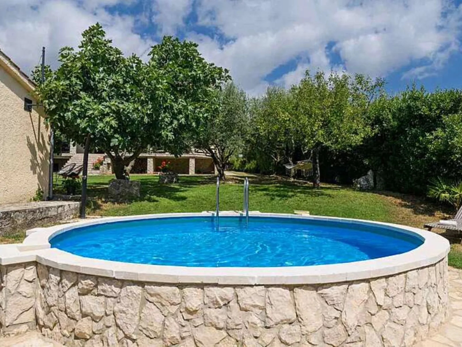 Komfortable, ruhige Erdgeschoss-Ferienwohnung