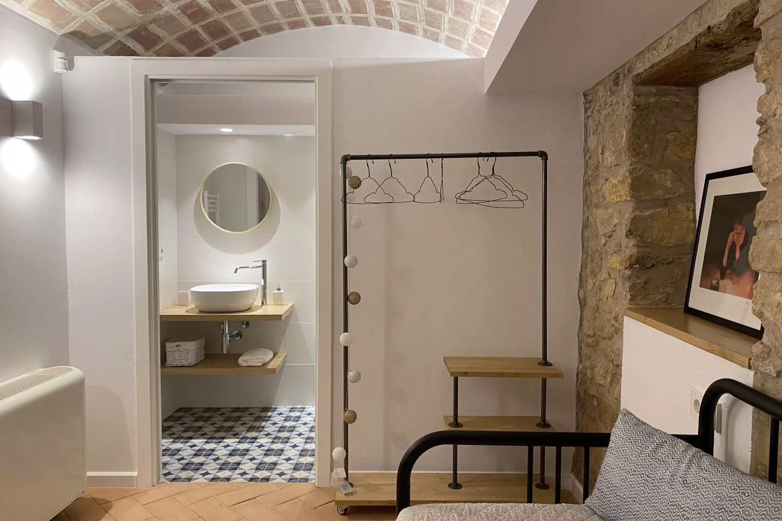 Casa con piscina en Vulpellac-Slaapkamer