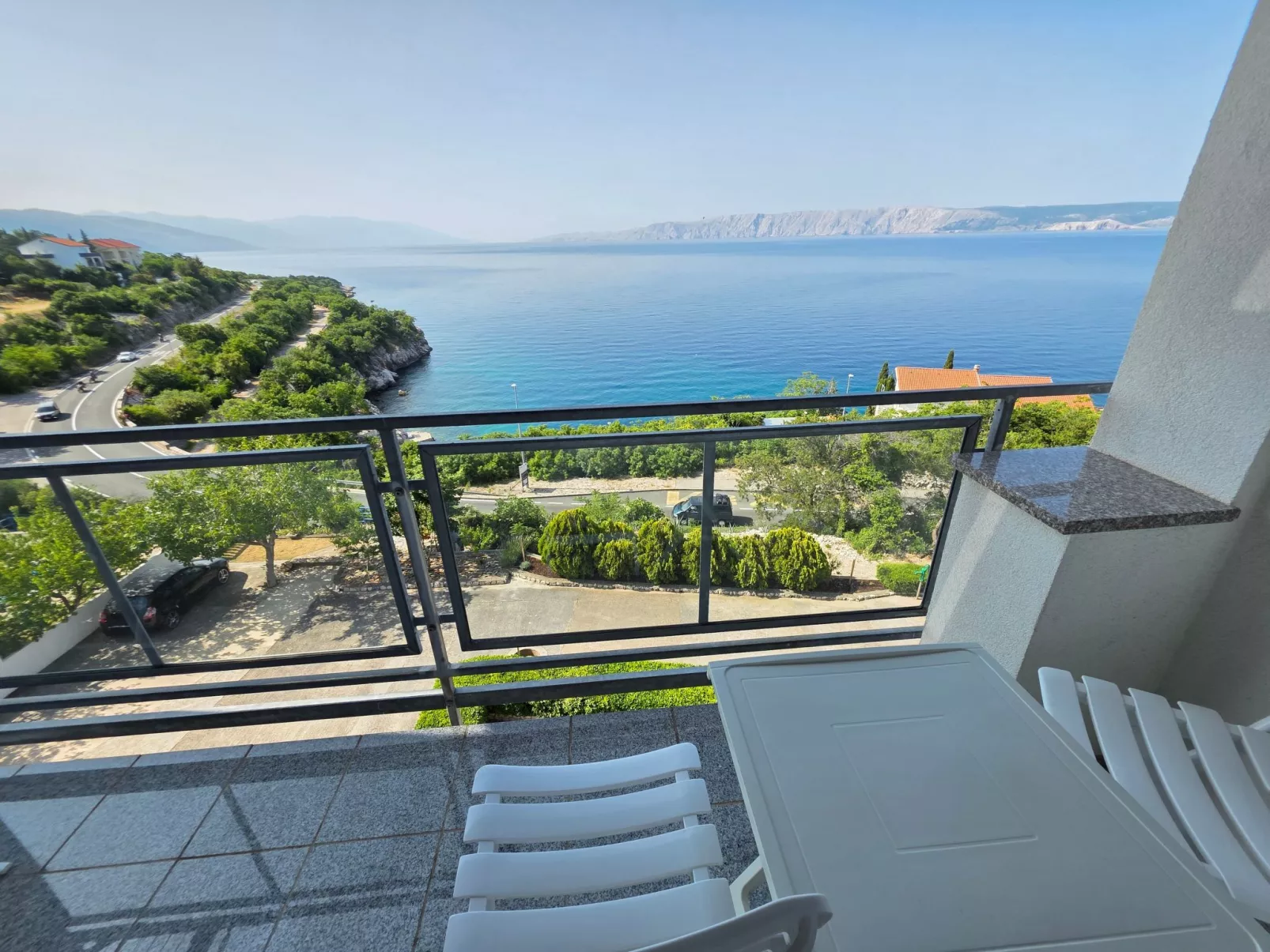 Wohnung mit Balkon, 150 m vom Strand entfernt