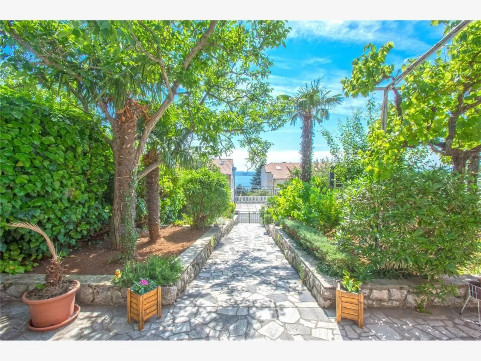 Wohnung in Dramalj mit Schöner Terrasse und Meerblick