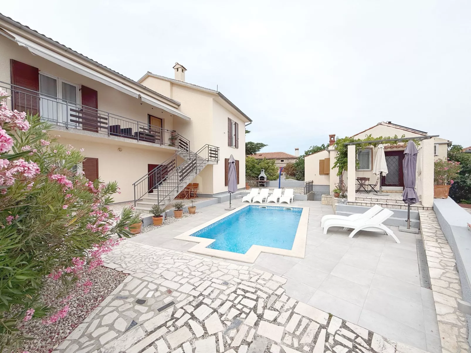 LacoDeLama mini resort - Wohnung Marta mit Pool