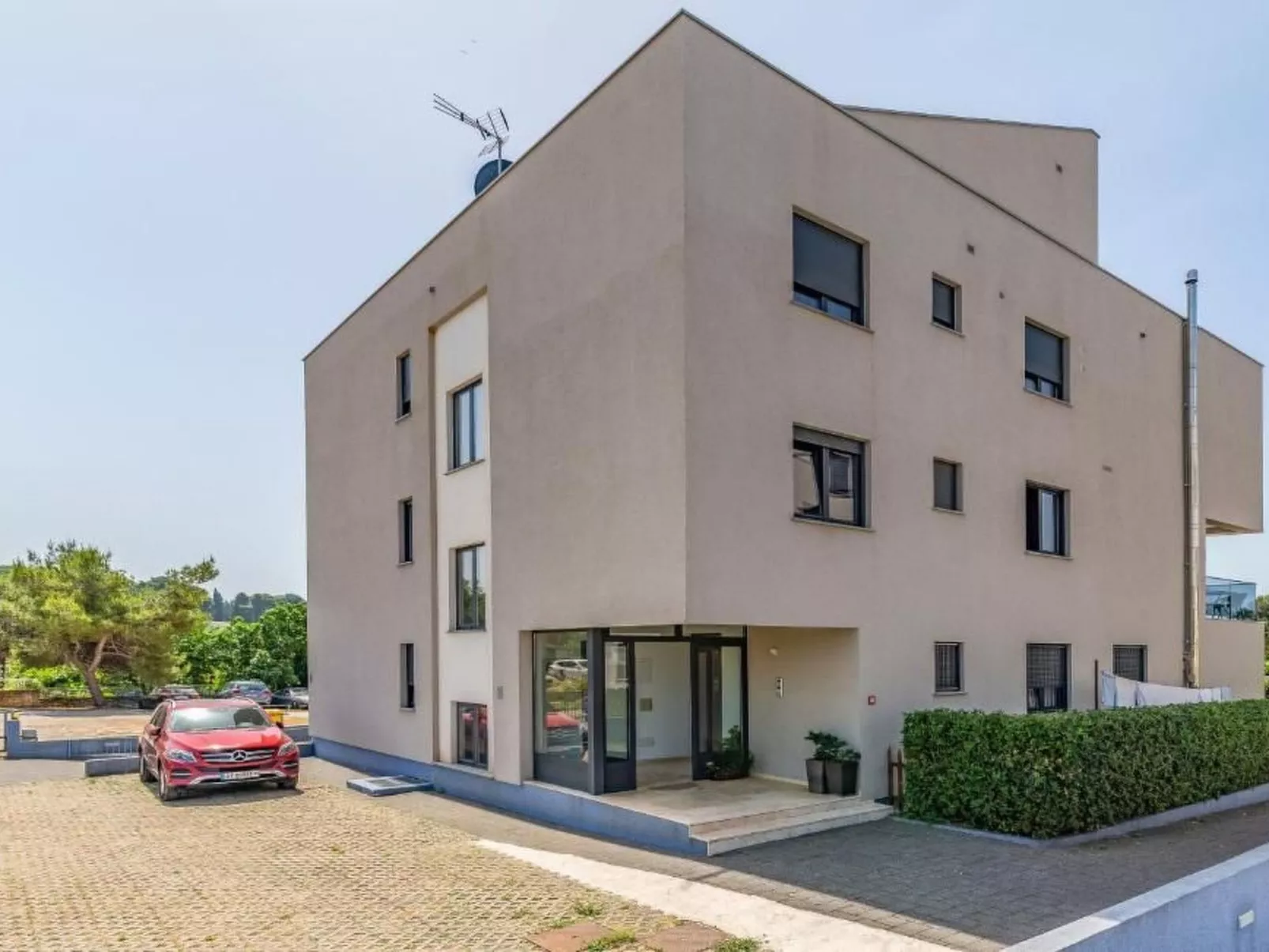 In Rovinj mit privatem Parkplatz