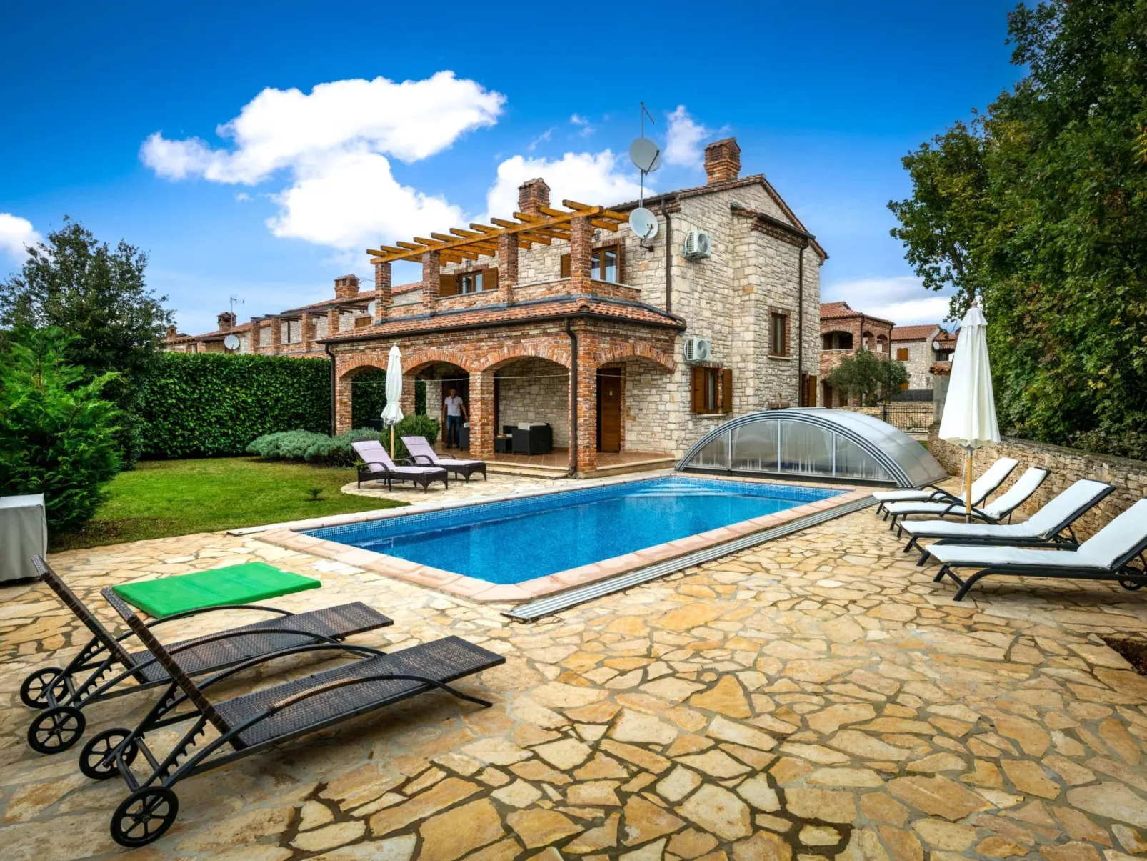 Villa Wish mit beheiztem Pool