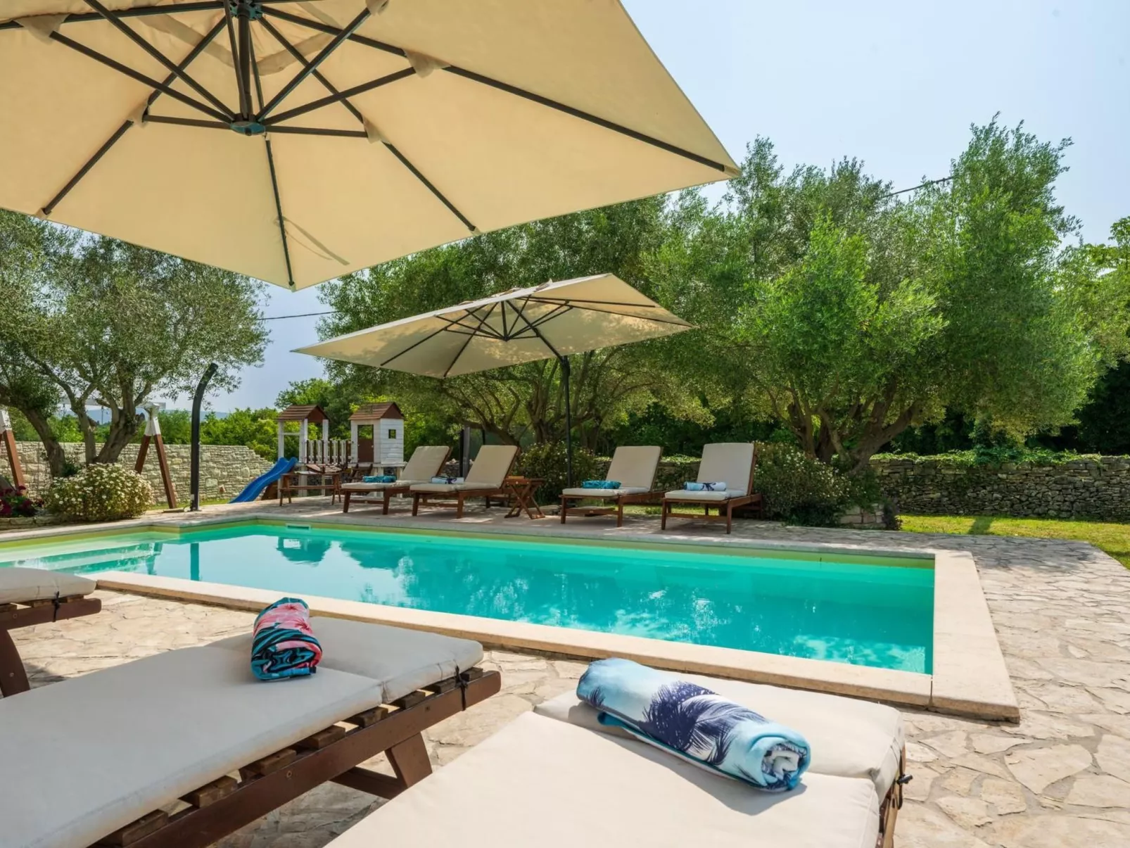 Villa mit privatem Pool und großem Garten