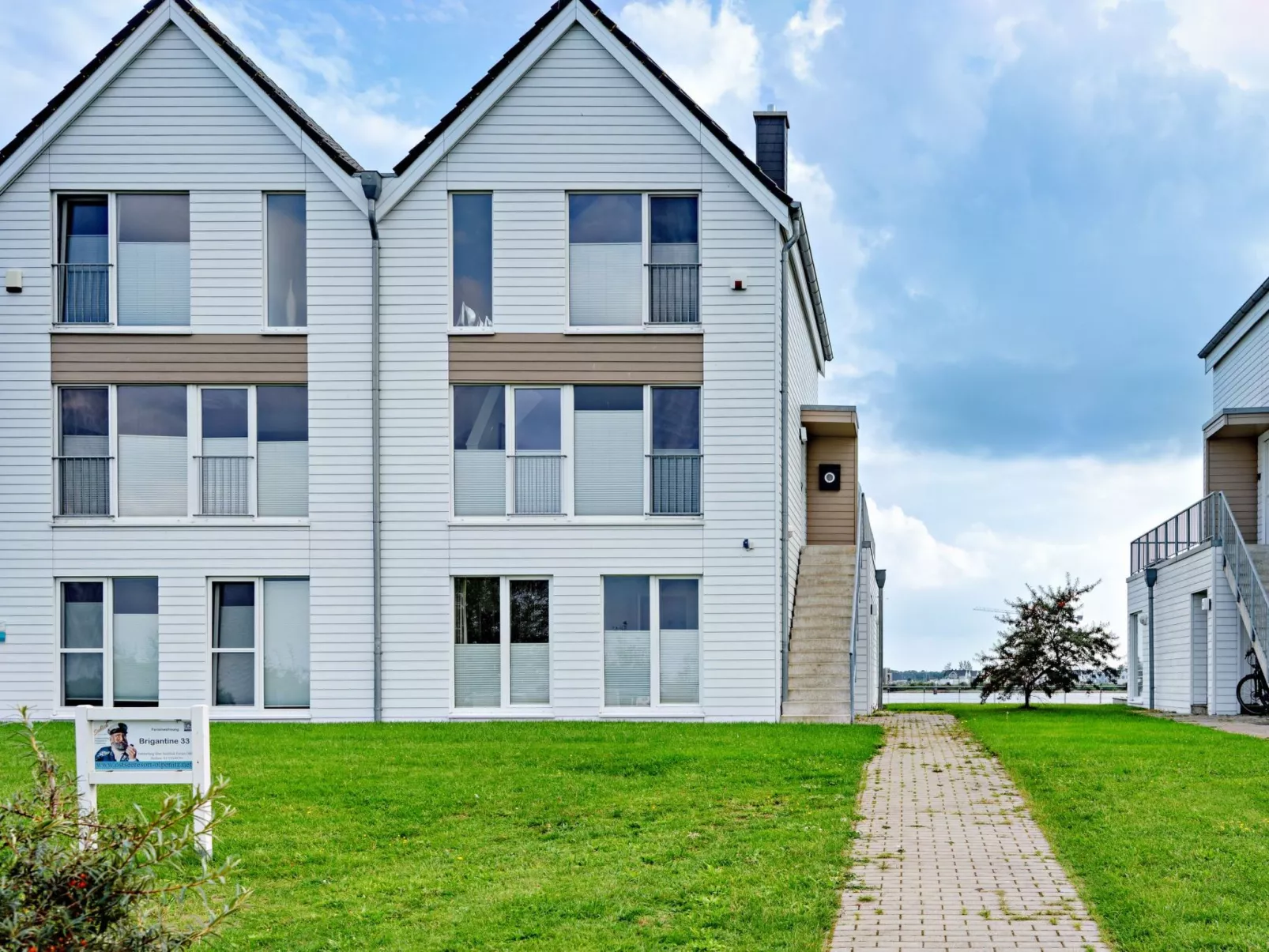 Fewo Brigantine 33 by Seeblick Ferien ORO