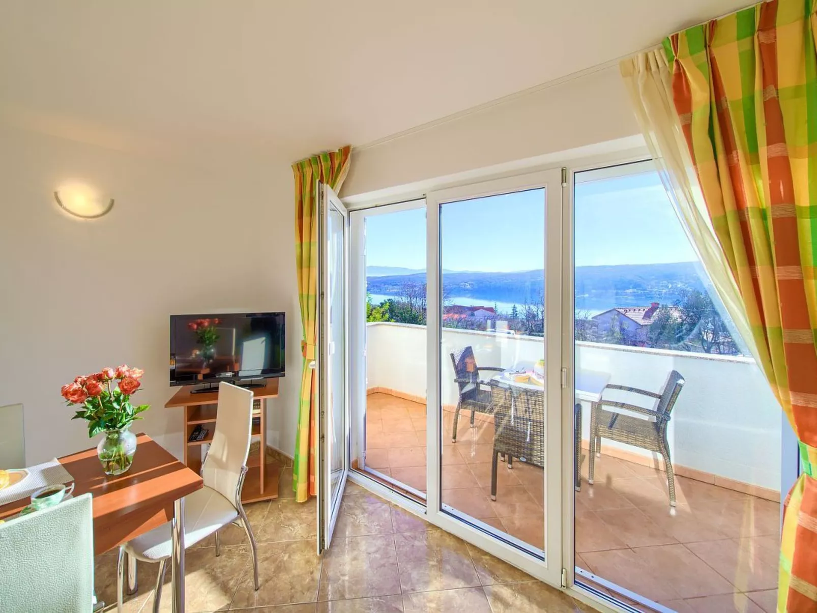 Gemütliche Wohnung 3 mit Meerblick