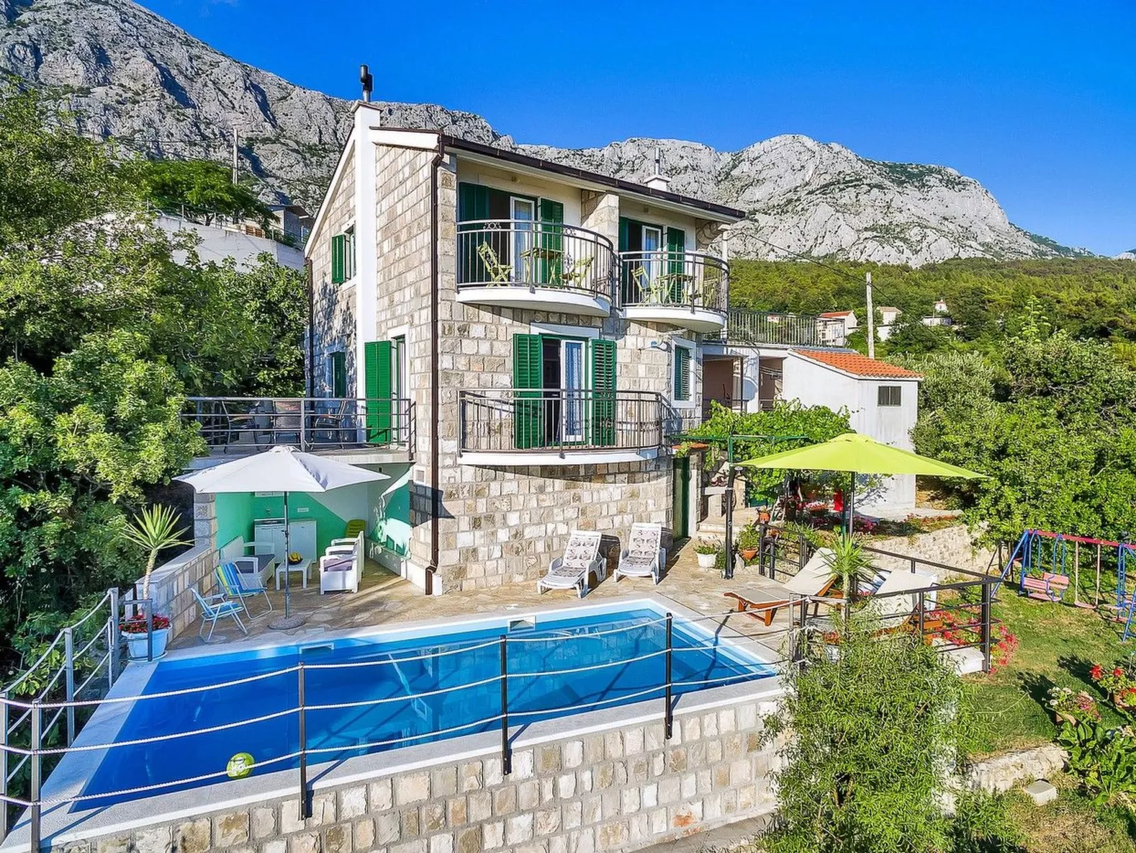 Renoviertes Ferienhaus in Tučepi mit Privatem Pool