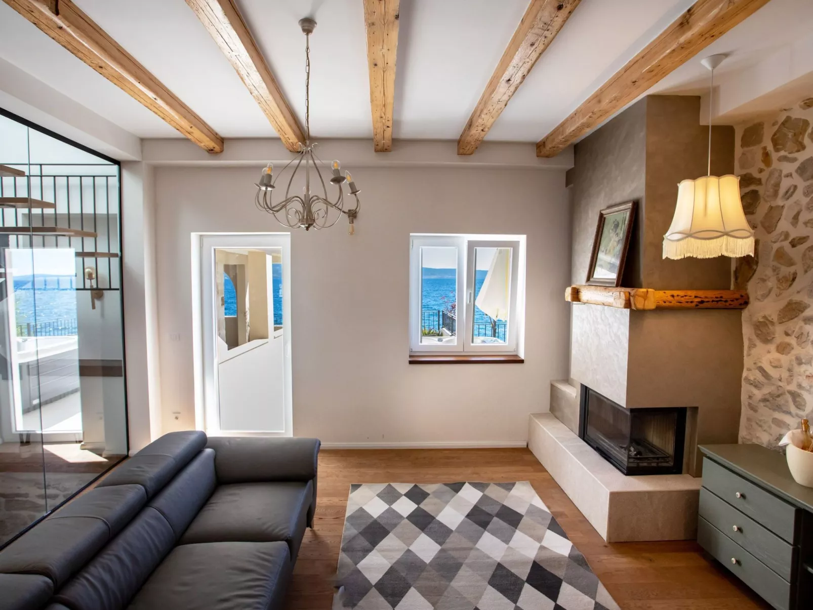 Für 12 Personen ca. 180 m&sup2; in Jesenice, Dalmatien (Gespanschaft Split-Dalm