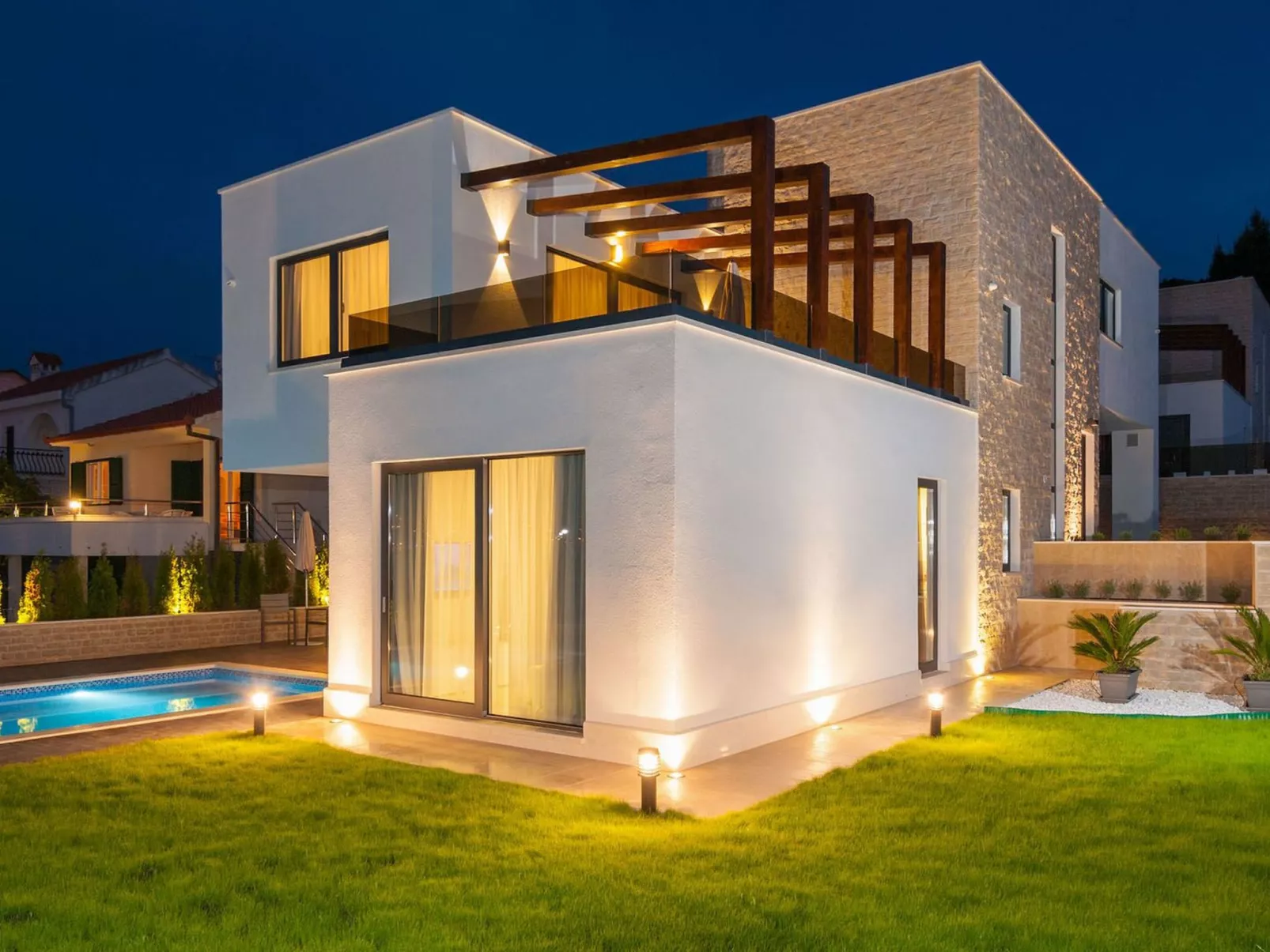 Luxuriöse Villa Calla mit Pool in Strandnähe