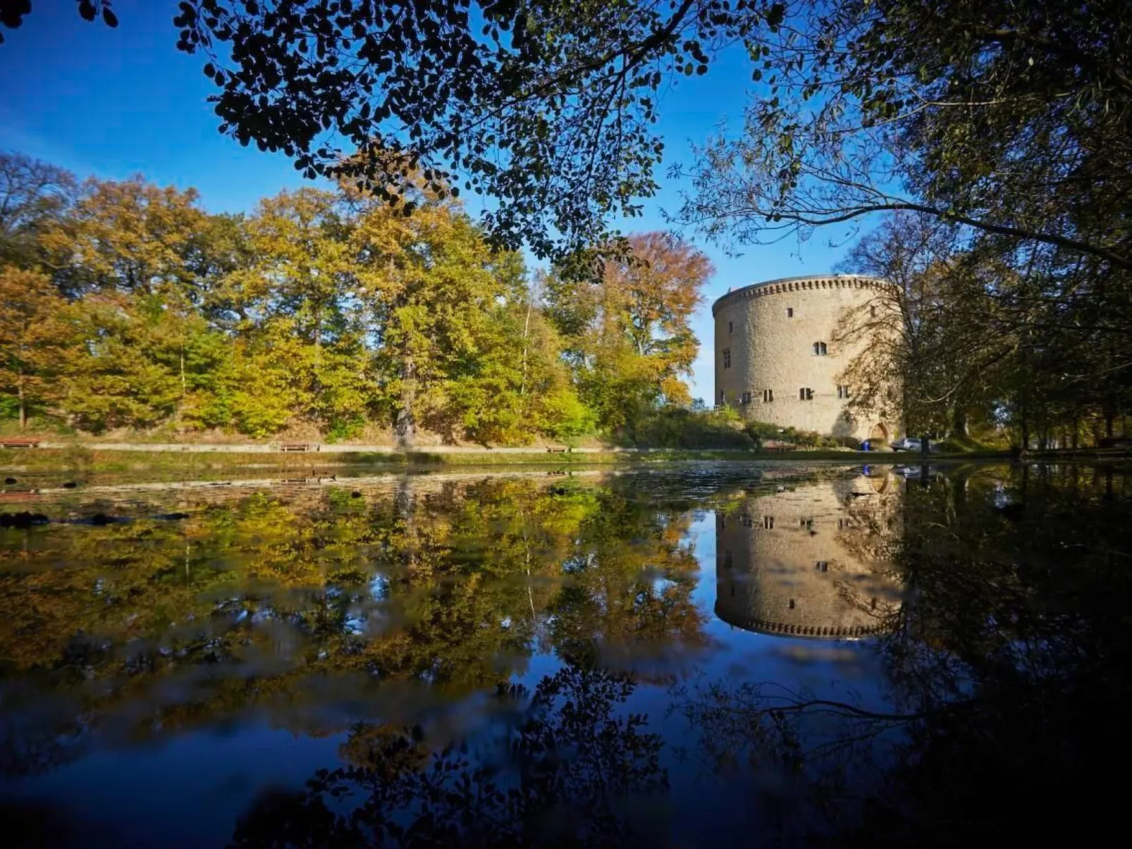 Burg im Zwinger Burgfee
