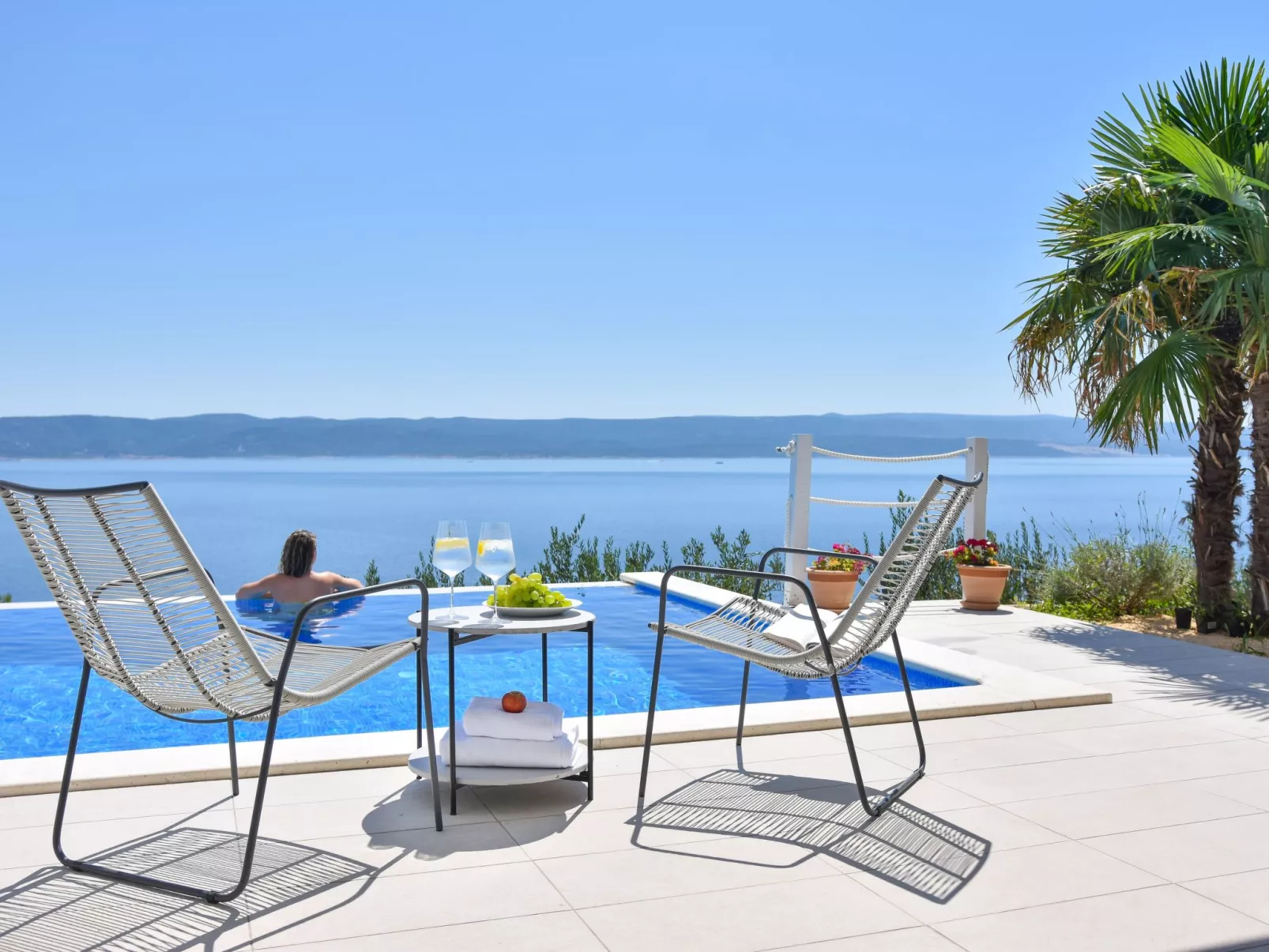 2 Schlafzimmer Villa Blue Dream mit Infinity-Pool