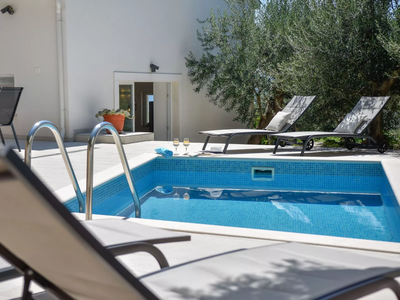 3 Schlafzimmer Villa mit beheiztem Pool und Meerblick