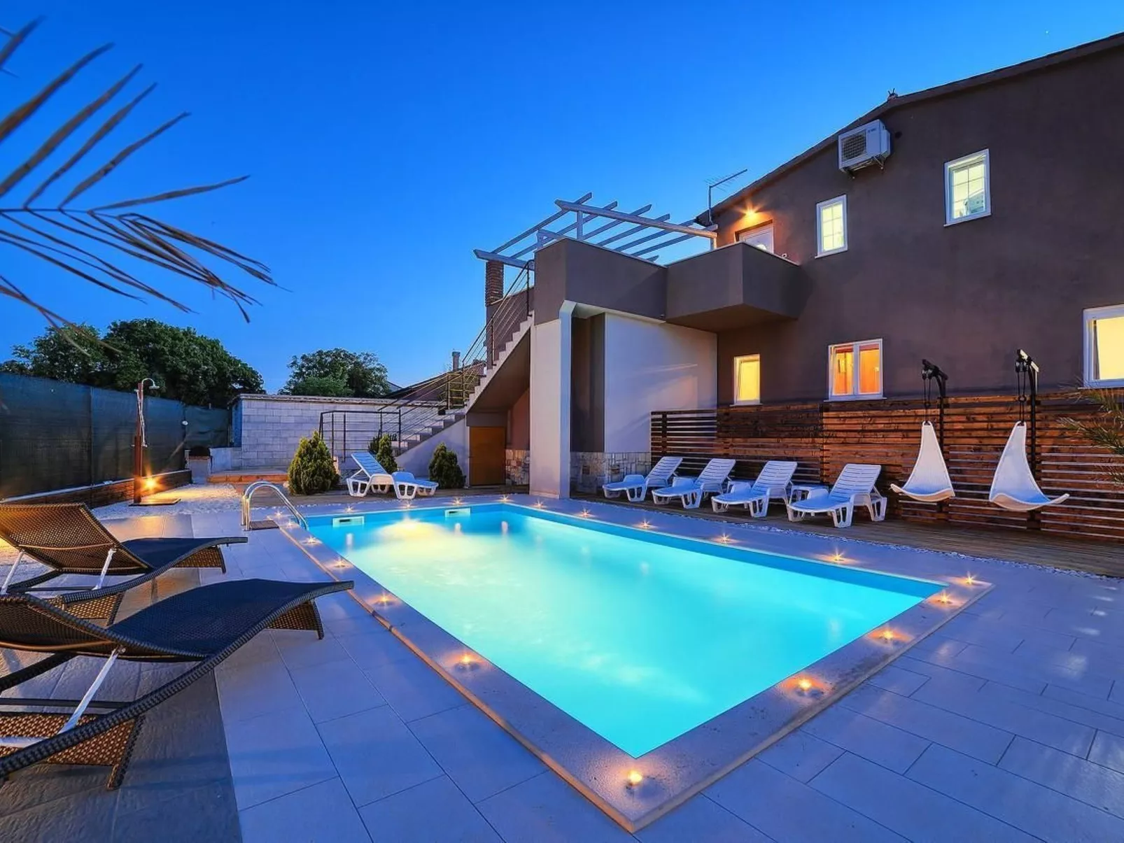 Ferienvilla 'Villa Nikolina' mit privatem Pool